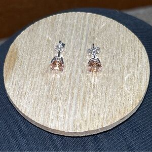 925 Elegant Silver and Peach Stud Earrings